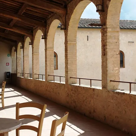 Contessa Ava Dei Lambardi Hostel Monteriggioni