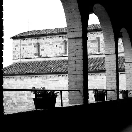 Contessa Ava Dei Lambardi * Monteriggioni